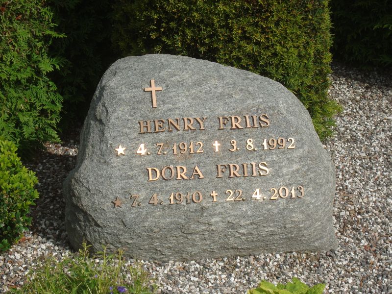 Dora Friis.JPG